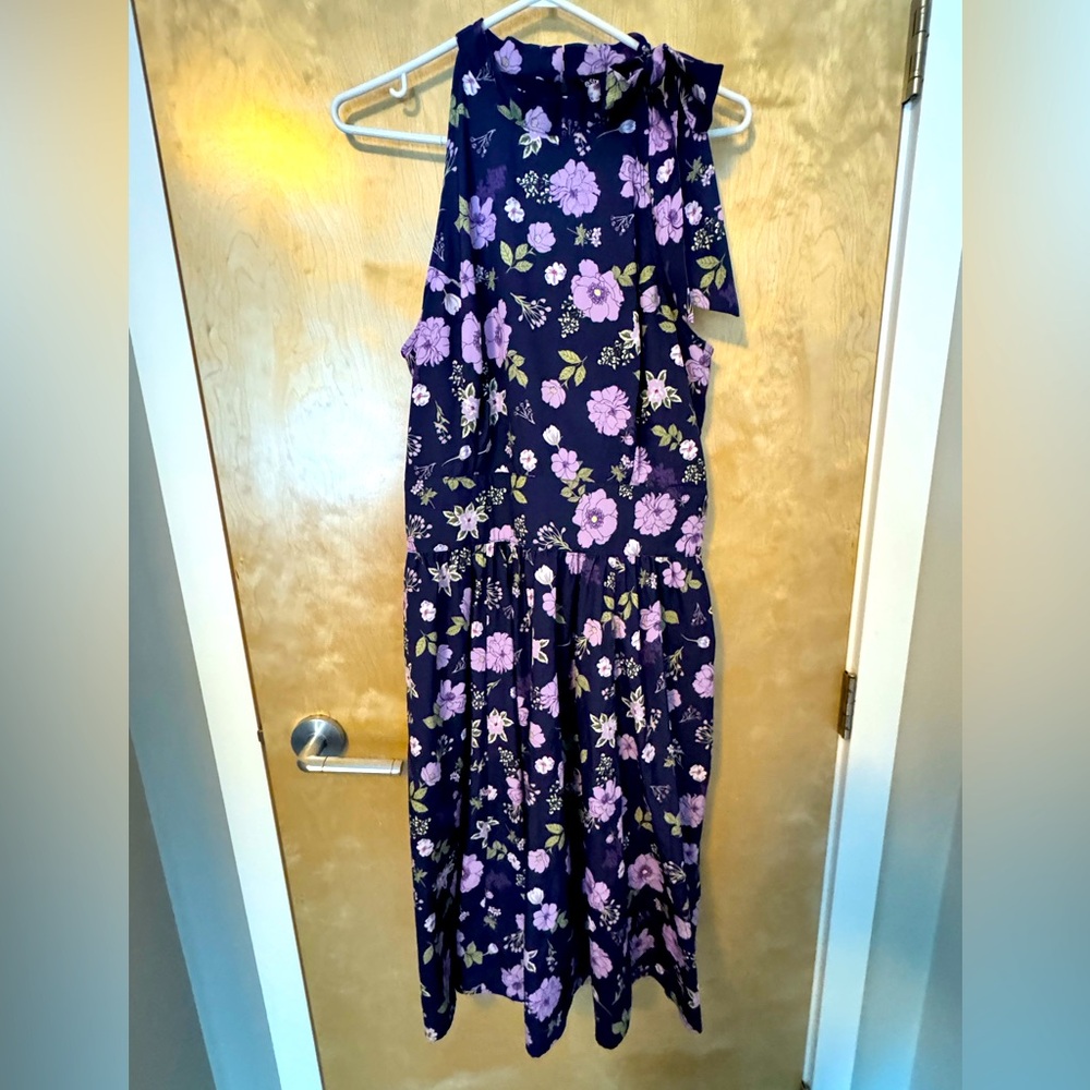 High neck sleeveless purple floral dress with neck bow